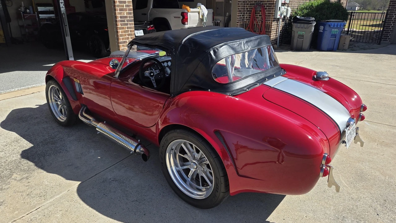 Shelby Cobra Replica - Image 19 of 31