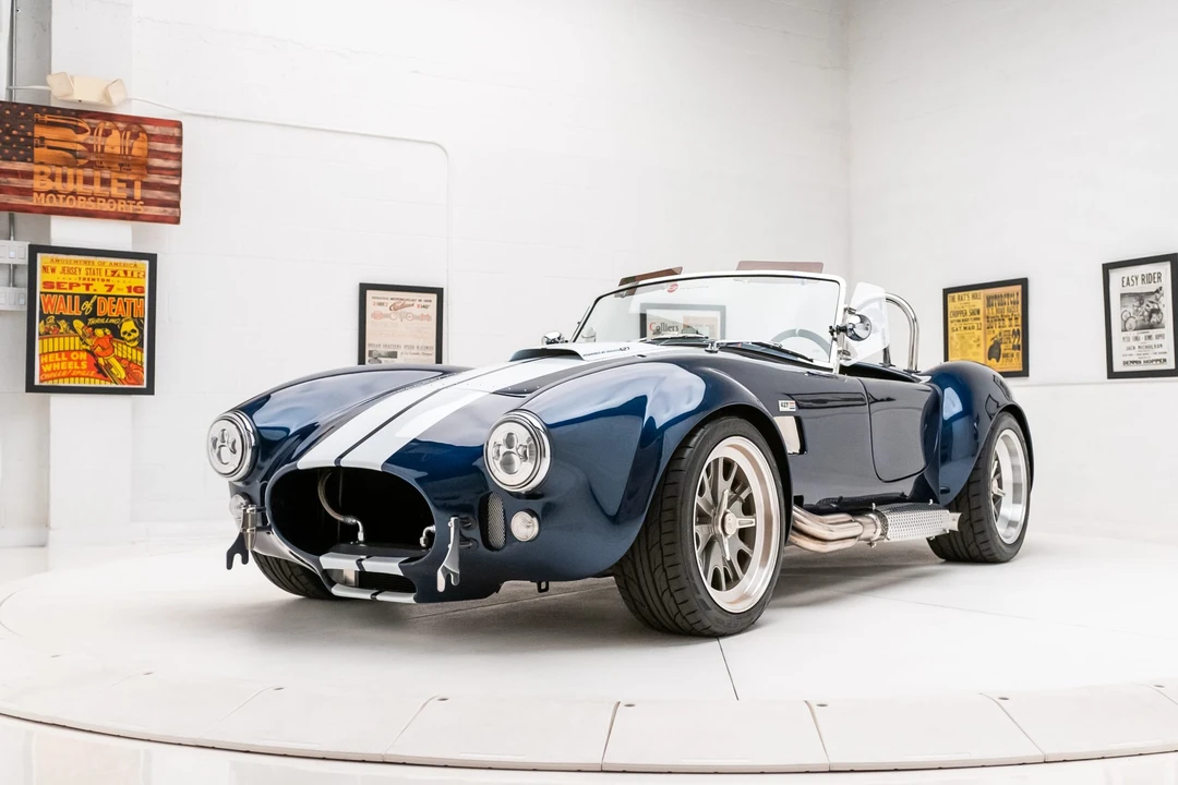 Shelby Cobra Replica - Image 15 of 31
