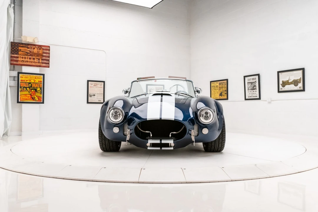 Shelby Cobra Replica - Image 29 of 31