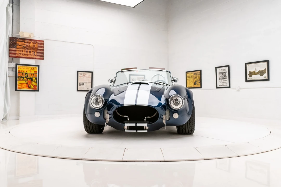 Shelby Cobra Replica - Image 28 of 31