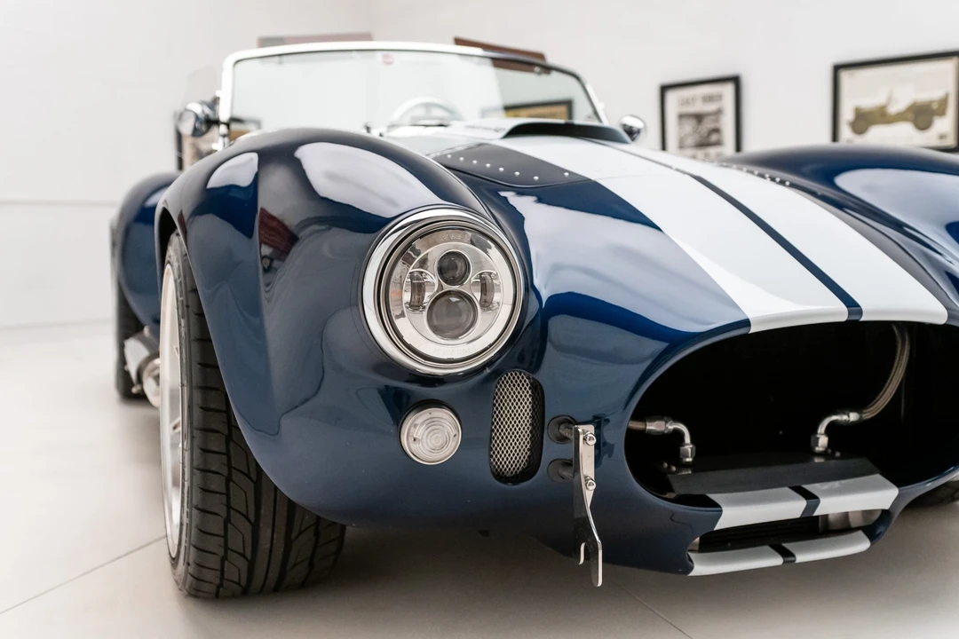 Shelby Cobra Replica - Image 31 of 31