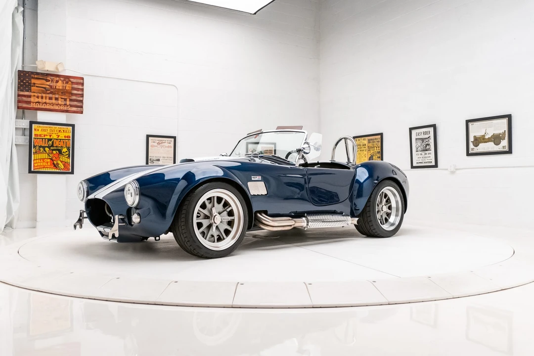 Shelby Cobra Replica - Image 27 of 31