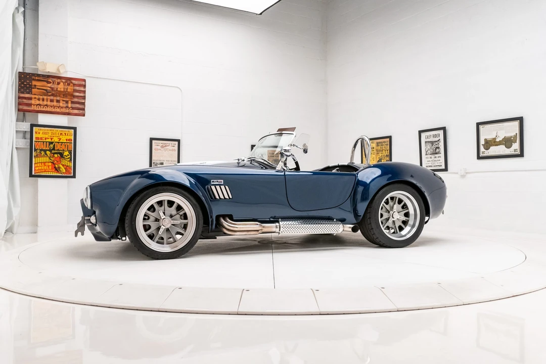 Shelby Cobra Replica - Image 26 of 31
