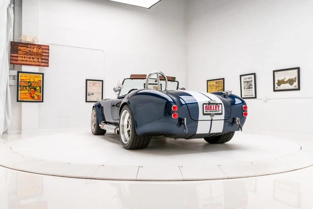 Shelby Cobra Replica - Image 22 of 31