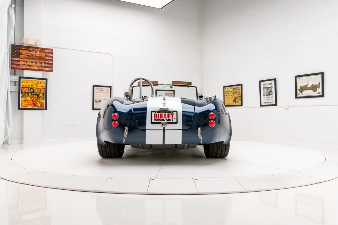 Shelby Cobra Replica - Image 21 of 31