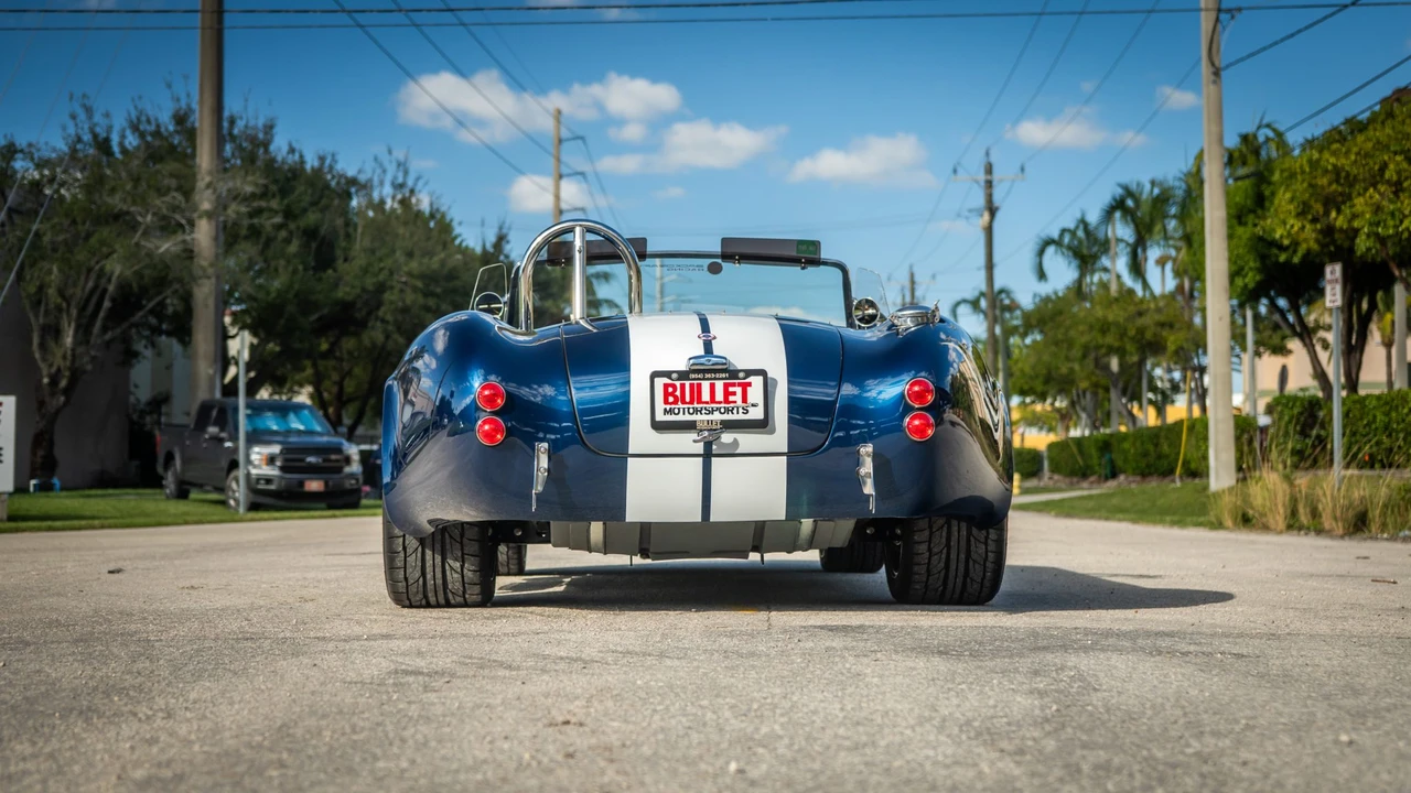 Shelby Cobra Replica - Image 10 of 31