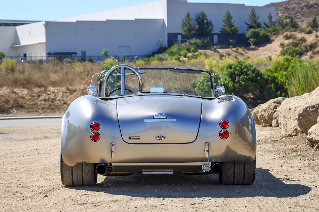 Shelby Cobra Replica - Image 8 of 31