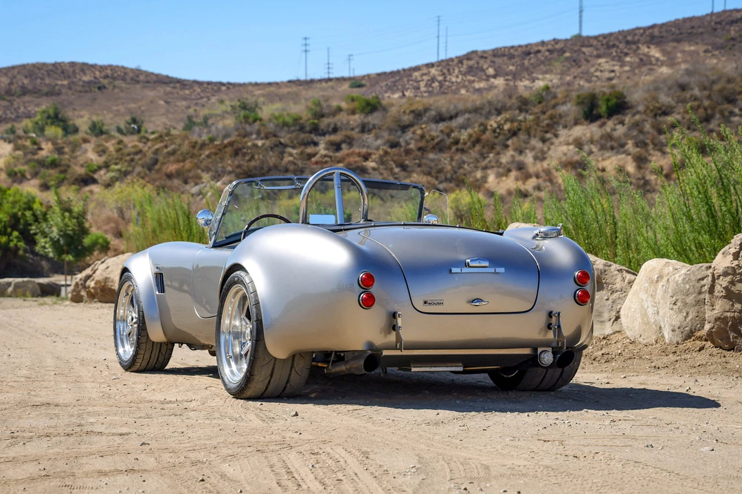 Shelby Cobra Replica - Image 7 of 31