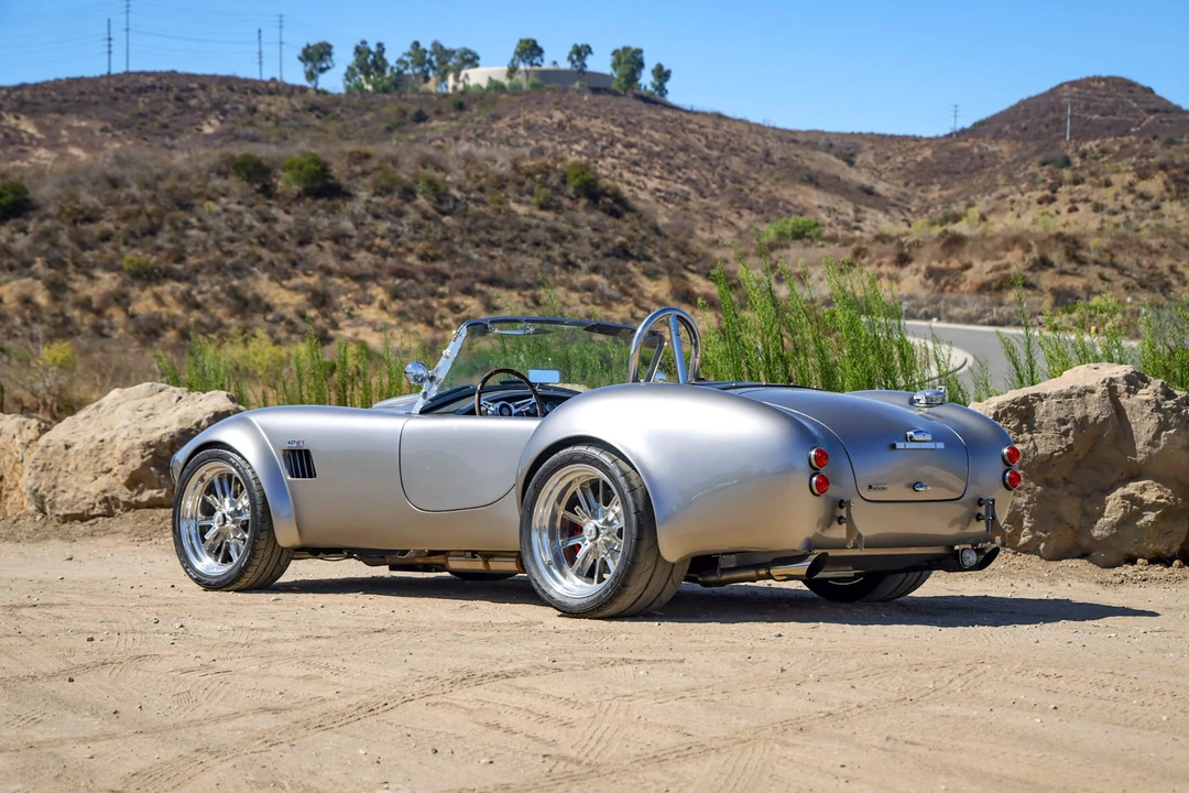 Shelby Cobra Replica - Image 6 of 31