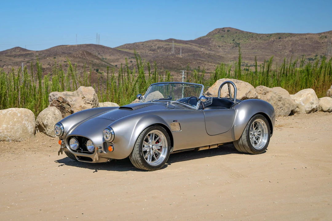 Shelby Cobra Replica - Image 3 of 31