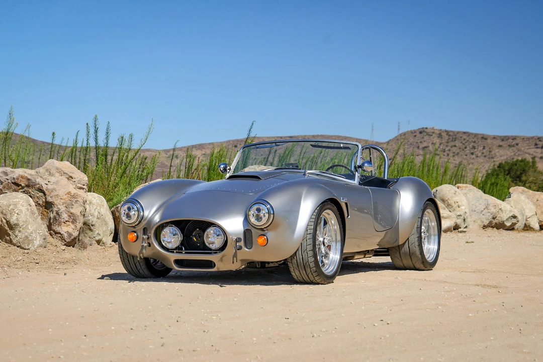 Shelby Cobra Replica - Image 2 of 31