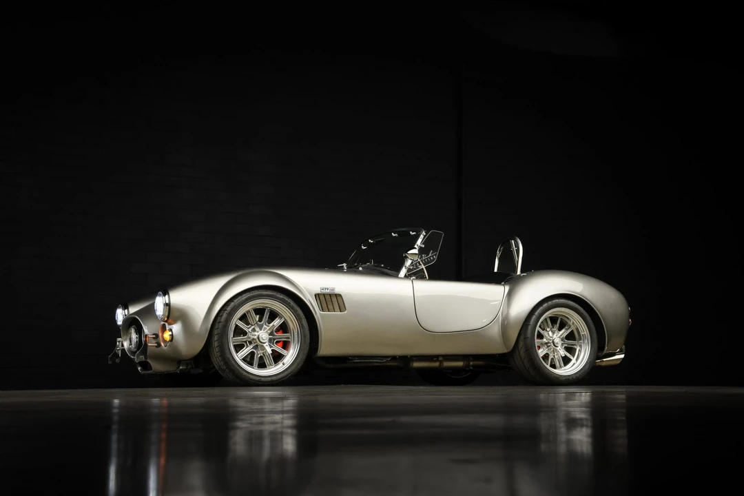 Shelby Cobra Replica - Image 22 of 31