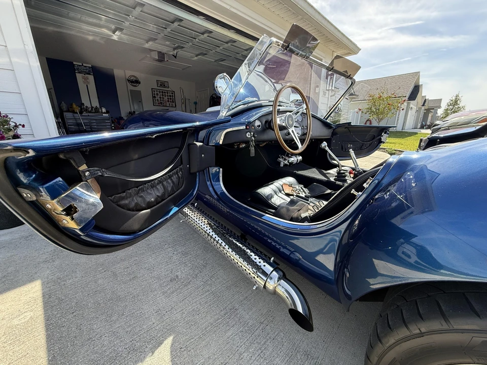 Shelby Cobra Replica - Image 31 of 31
