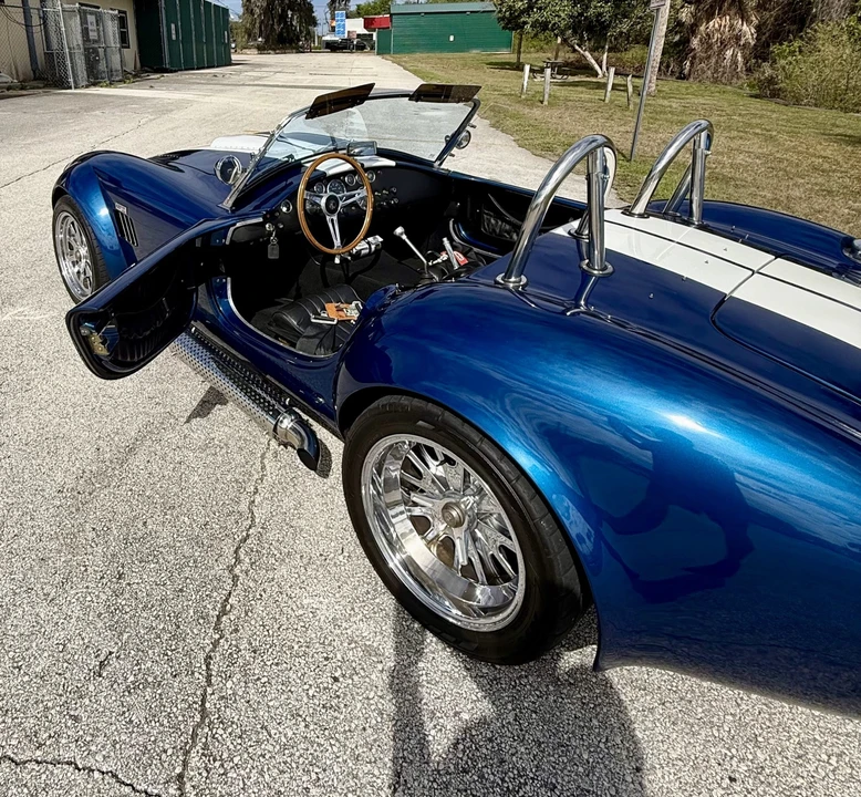 Shelby Cobra Replica - Image 14 of 31