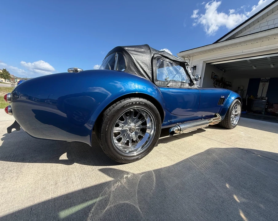 Shelby Cobra Replica - Image 11 of 31