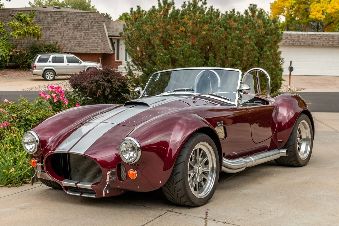 Shelby Cobra Replica - Image 8 of 31