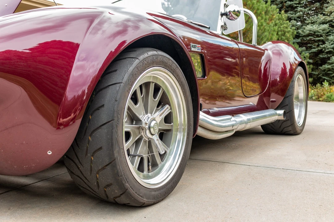 Shelby Cobra Replica - Image 21 of 31