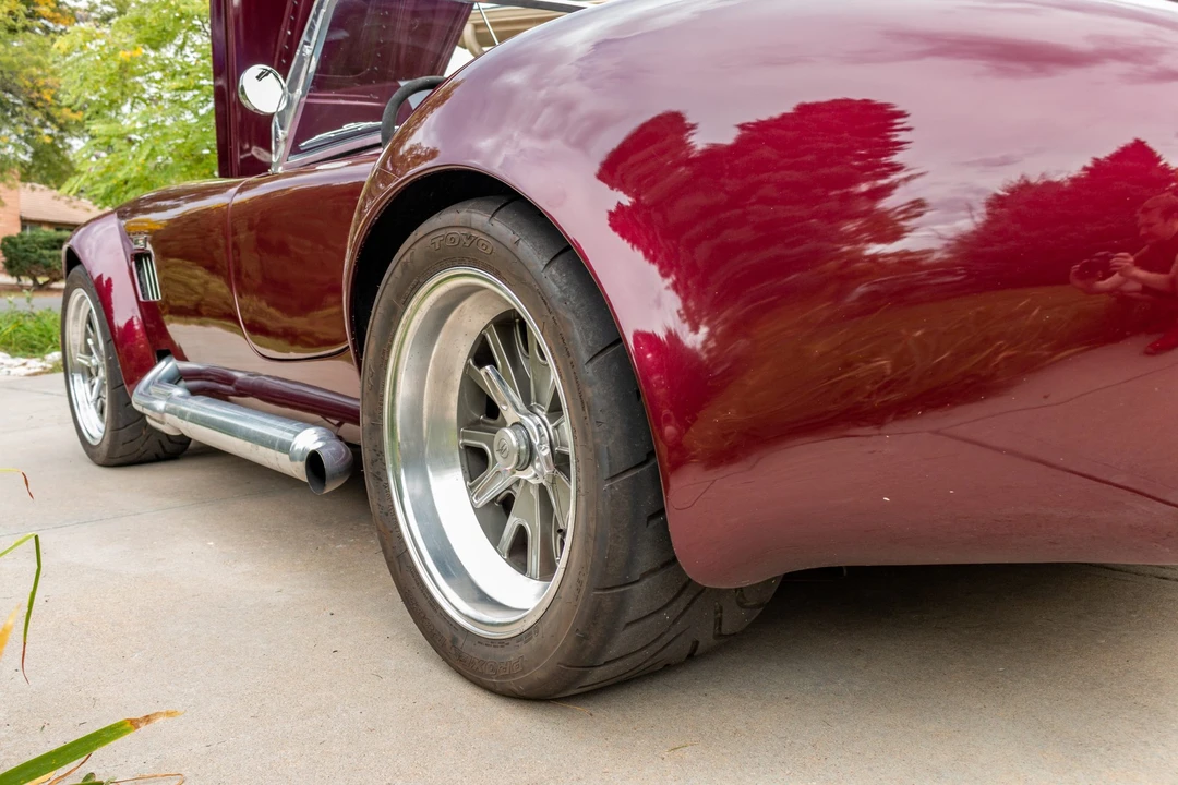 Shelby Cobra Replica - Image 25 of 31