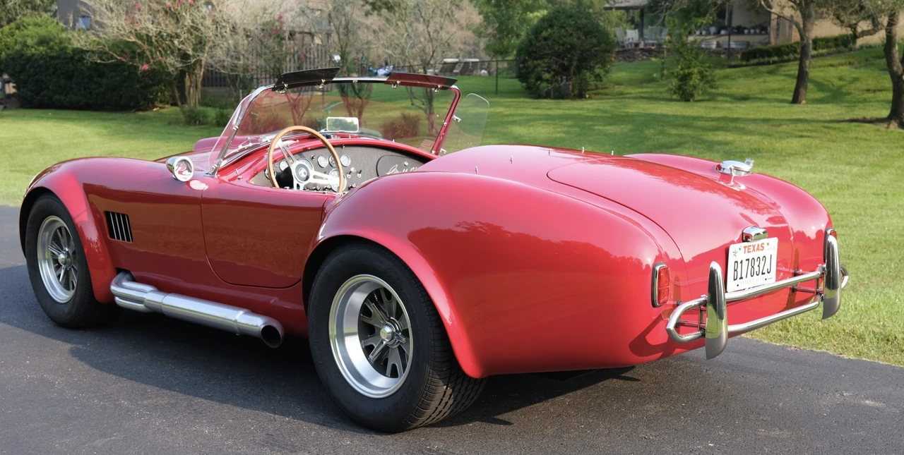 Shelby Cobra Replica - Image 5 of 31