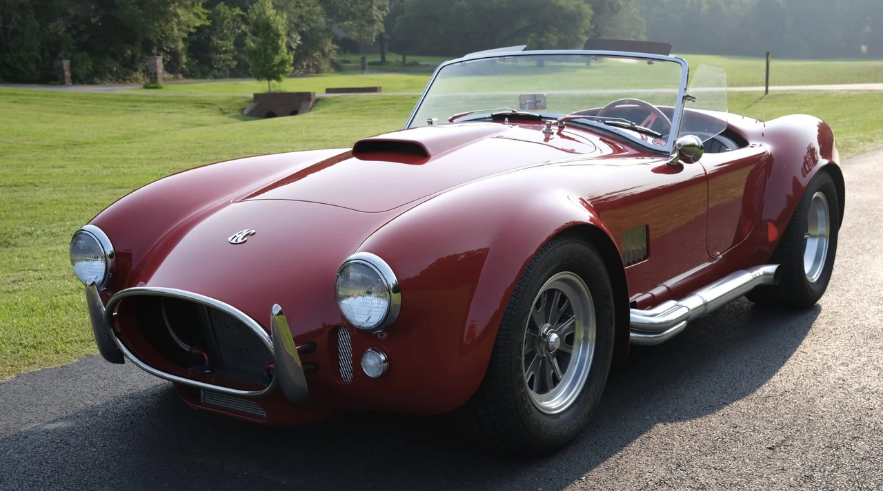 Shelby Cobra Replica - Image 2 of 31