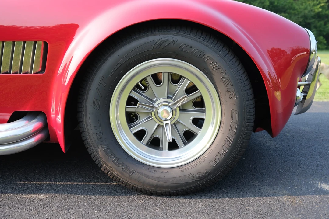 Shelby Cobra Replica - Image 26 of 31