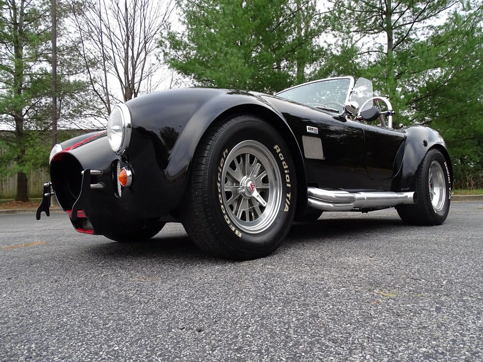 Shelby Cobra Replica - Image 5 of 31