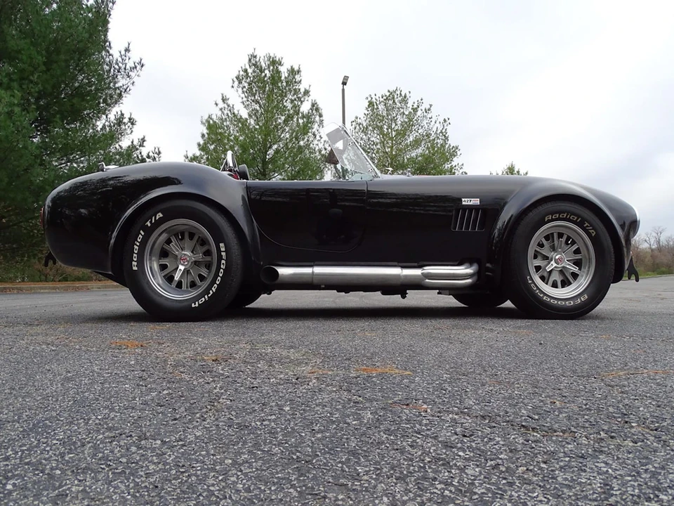 Shelby Cobra Replica - Image 21 of 31