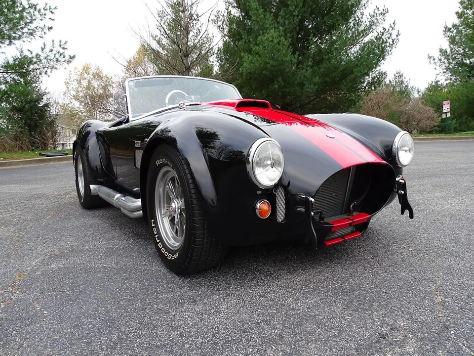 Shelby Cobra Replica - Image 22 of 31