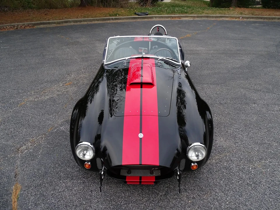 Shelby Cobra Replica - Image 2 of 31