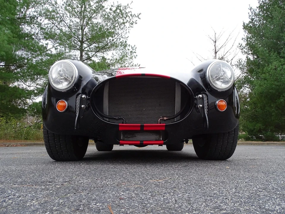 Shelby Cobra Replica - Image 26 of 31