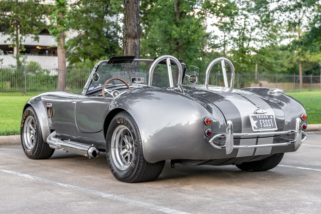 Shelby Cobra Replica - Image 6 of 31