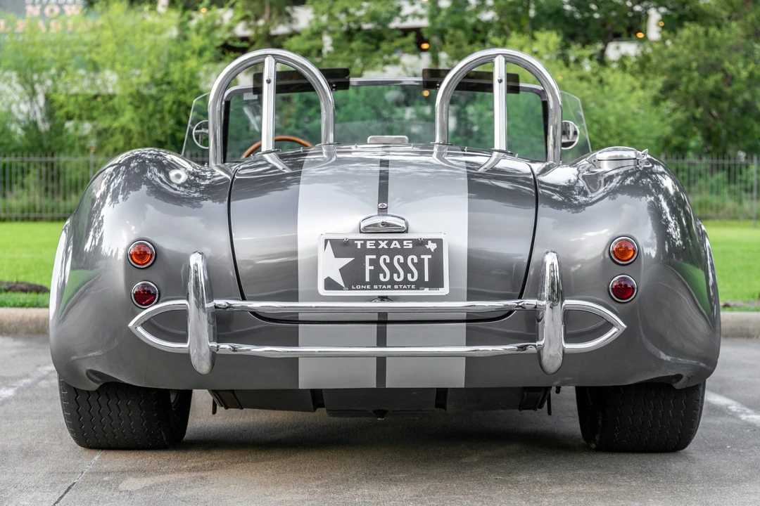 Shelby Cobra Replica - Image 9 of 31