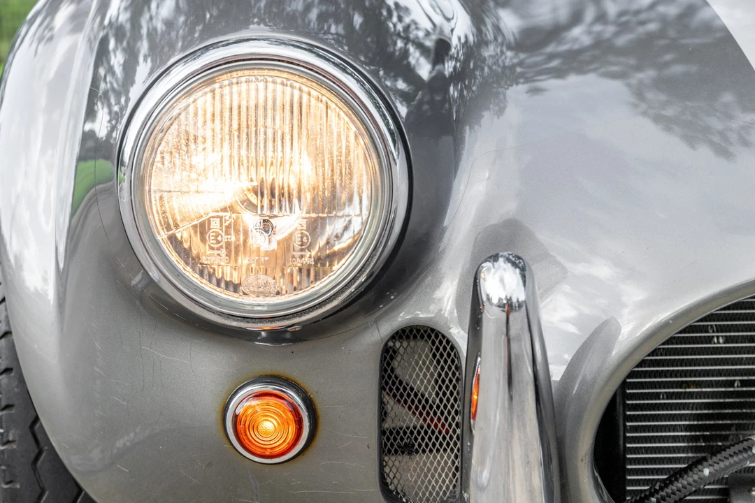 Shelby Cobra Replica - Image 21 of 31