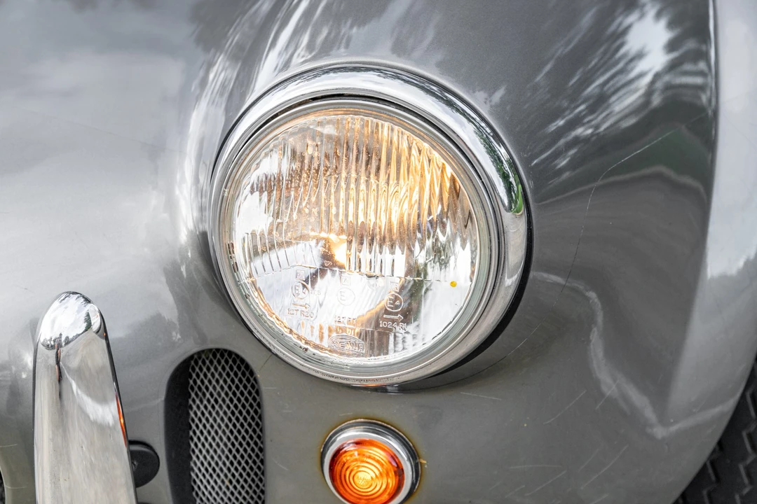Shelby Cobra Replica - Image 26 of 31