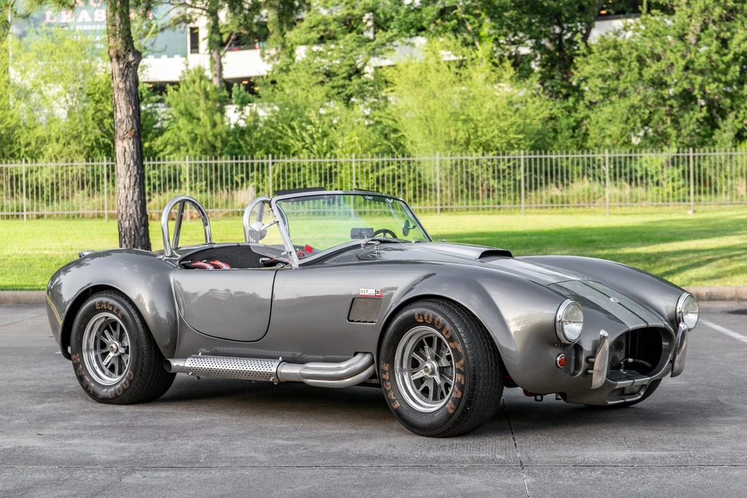 Shelby Cobra Replica - Image 14 of 31
