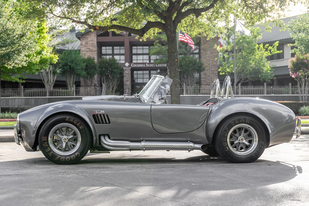 Shelby Cobra Replica - Image 3 of 31