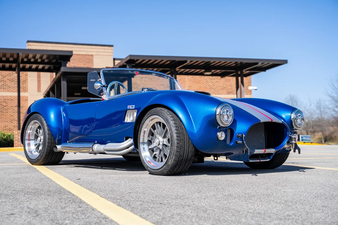 Shelby Cobra Replica - Image 4 of 31