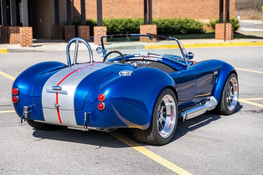 Shelby Cobra Replica - Image 11 of 31