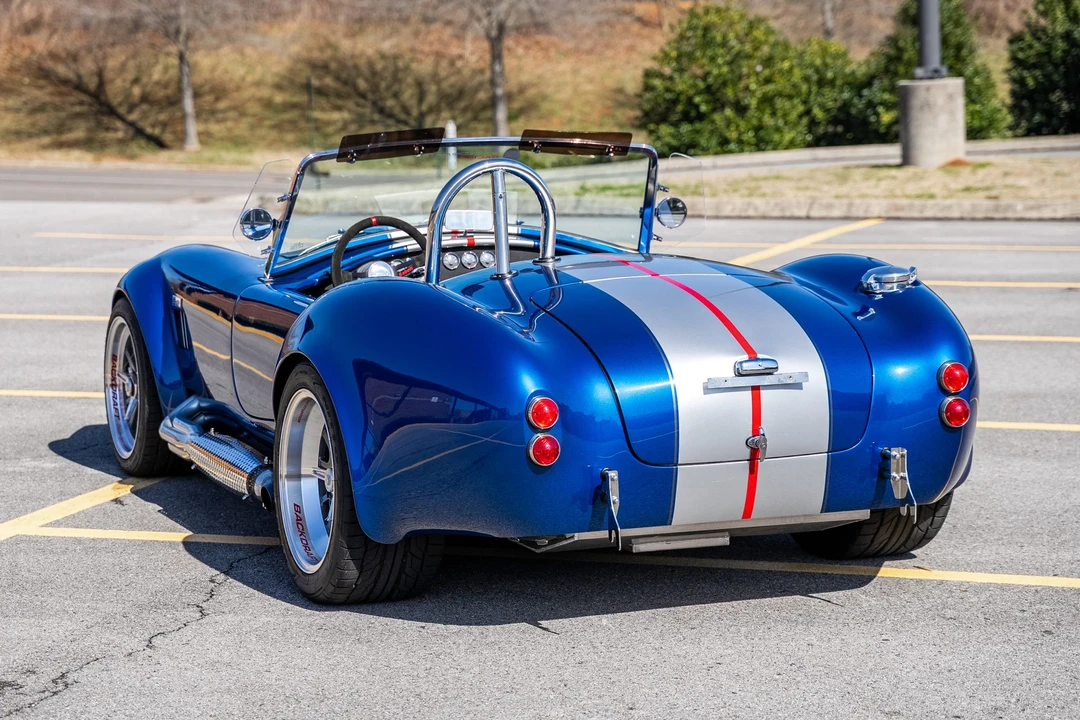 Shelby Cobra Replica - Image 8 of 31