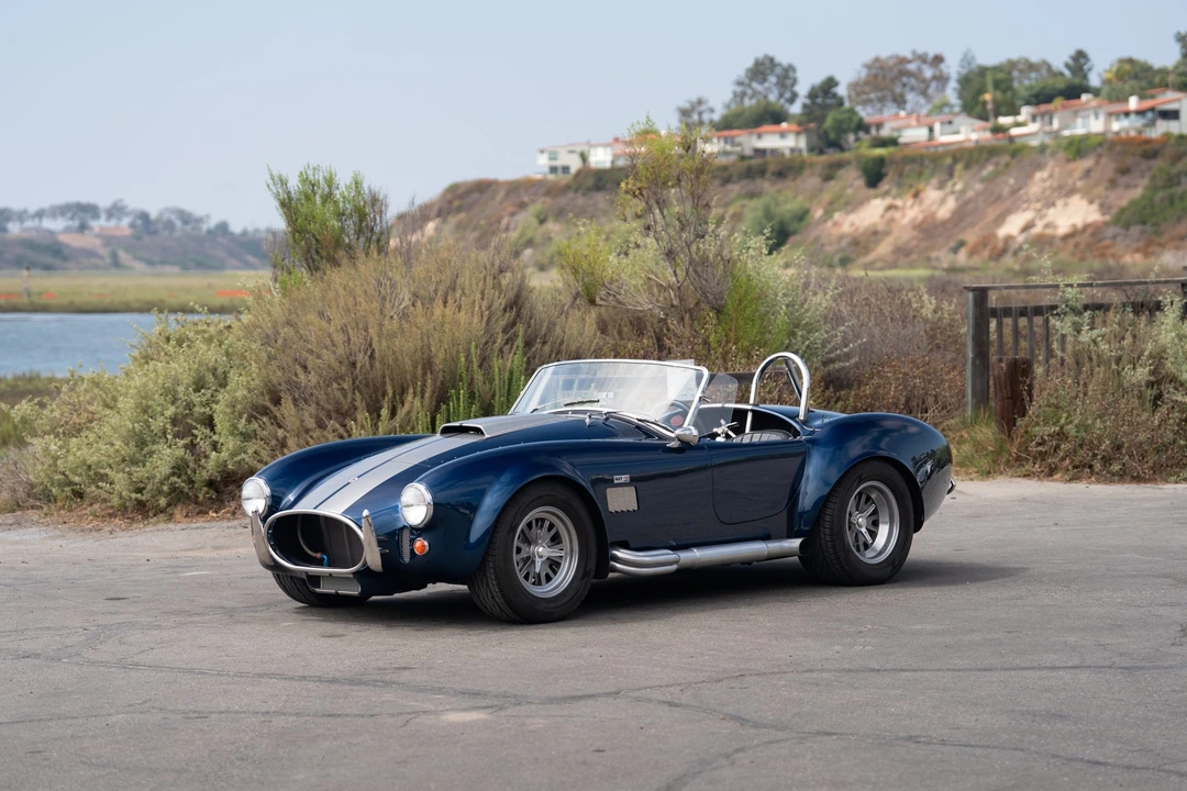 Shelby Cobra Replica - Image 3 of 31