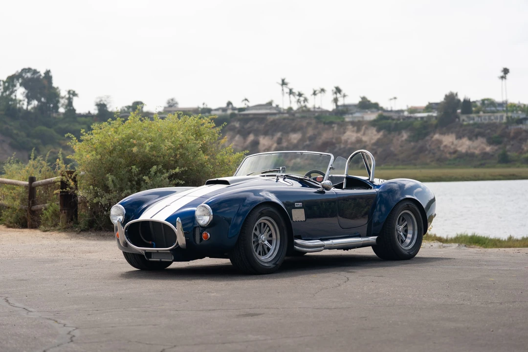 Shelby Cobra Replica - Image 6 of 31
