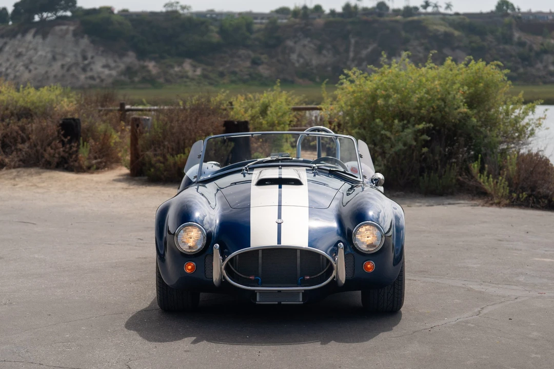 Shelby Cobra Replica - Image 13 of 31