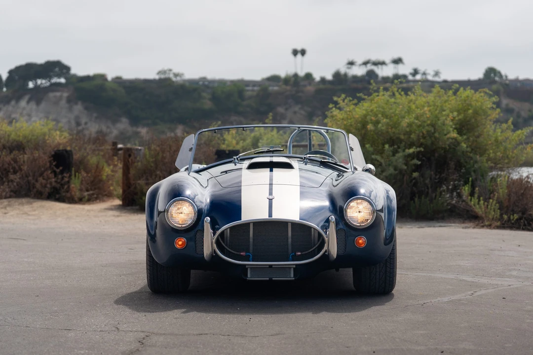 Shelby Cobra Replica - Image 14 of 31