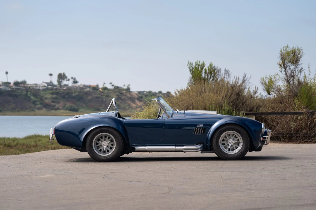 Shelby Cobra Replica - Image 18 of 31