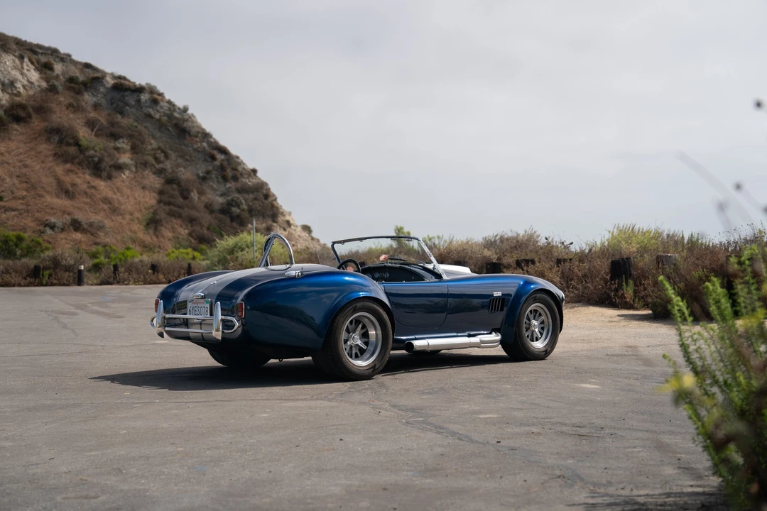 Shelby Cobra Replica - Image 20 of 31