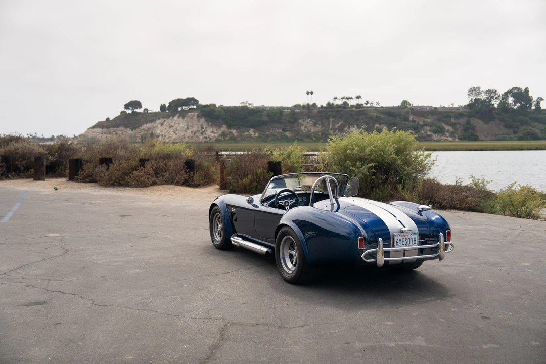 Shelby Cobra Replica - Image 23 of 31