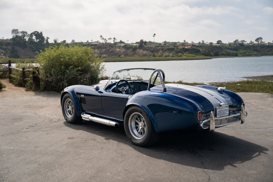 Shelby Cobra Replica - Image 24 of 31