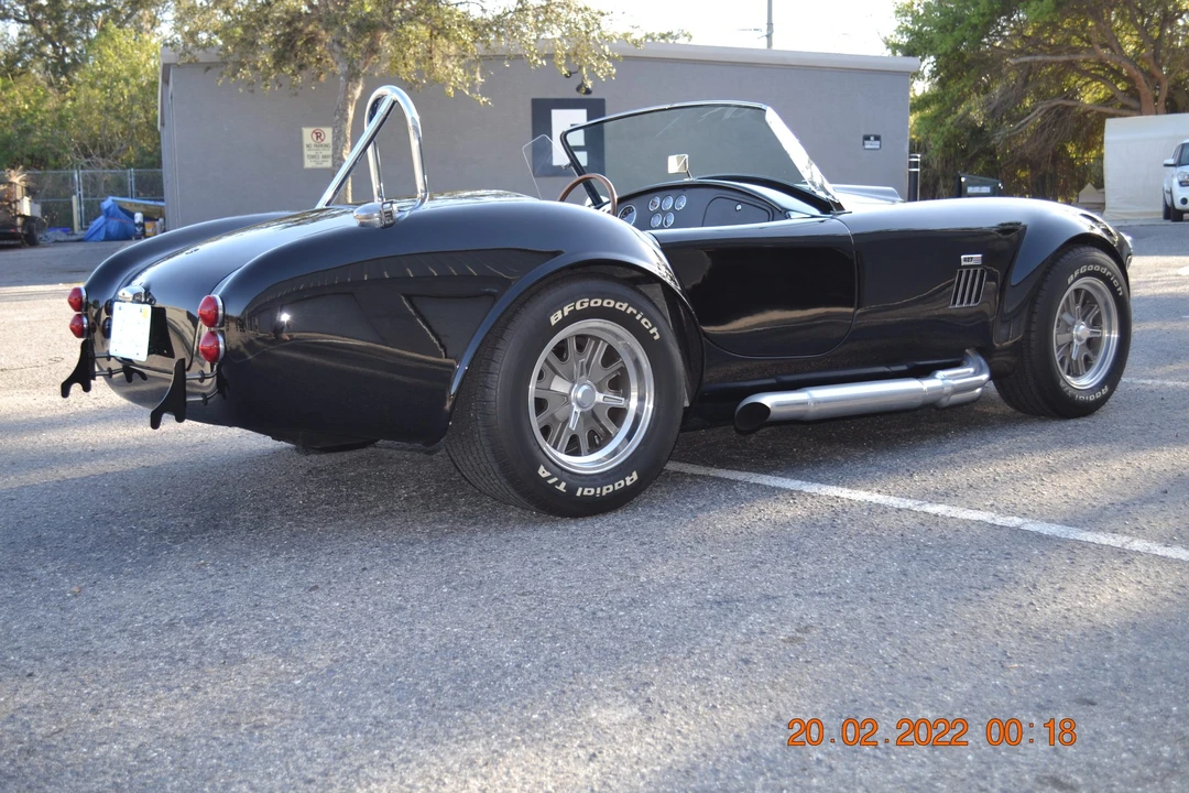 Shelby Cobra Replica - Image 17 of 31