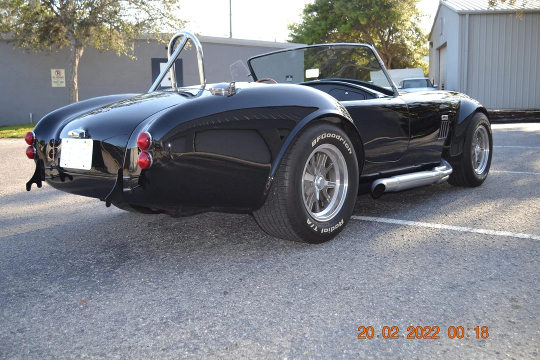 Shelby Cobra Replica - Image 16 of 31