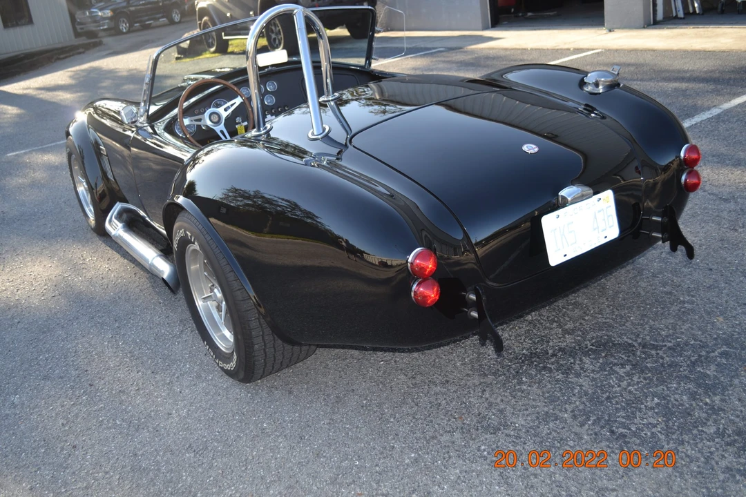 Shelby Cobra Replica - Image 13 of 31